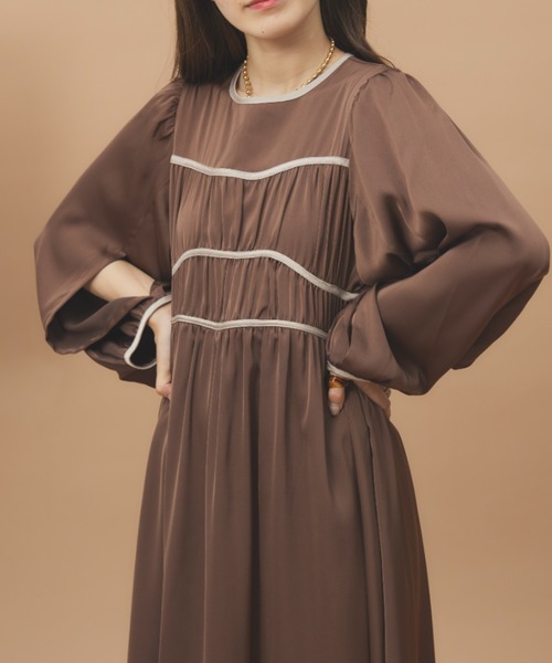 moi tytto（モイテュット）の「オープンスリーブワンピース（ワンピース・レディース・ブラウン/ベージュ/オレンジ・FREE）」の15枚目の写真