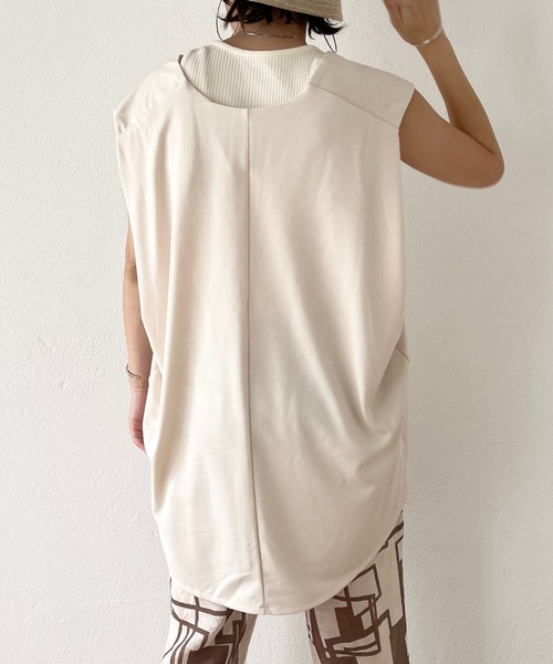 wee9s(ウィークス)の「over size ponte vest / オーバーサイズポンチベスト(ベスト・レディース・ブラック/カーキ/アイボリー/テラコッタ・FREE)」の19枚目の写真