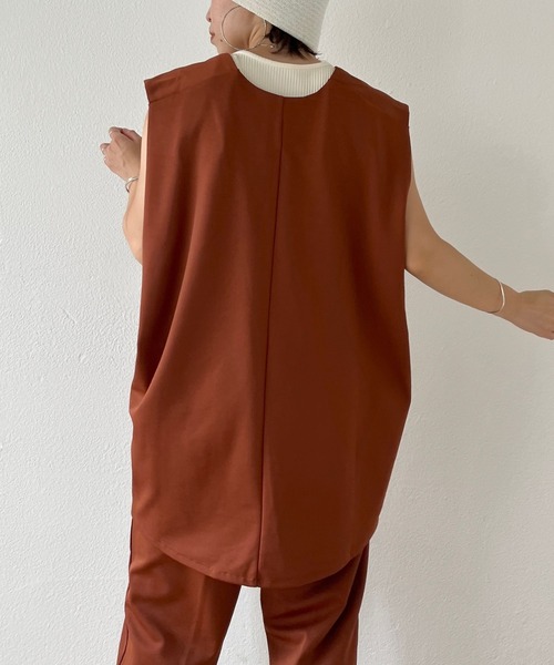 wee9s(ウィークス)の「over size ponte vest / オーバーサイズポンチベスト(ベスト・レディース・ブラック/カーキ/アイボリー/テラコッタ・FREE)」の12枚目の写真