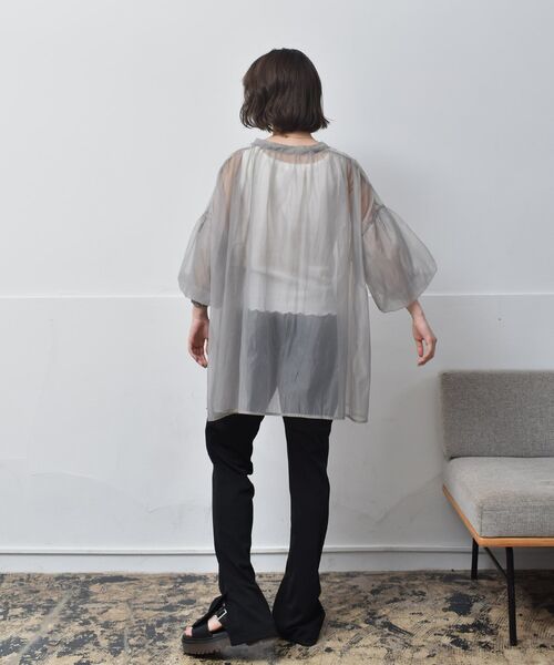 RETRO GIRL（レトロガール）の「袖バルーンオーガンジーBL（シャツ/ブラウス・レディース・ライトグレー/ブラウン/グリーン・FREE）」の7枚目の写真