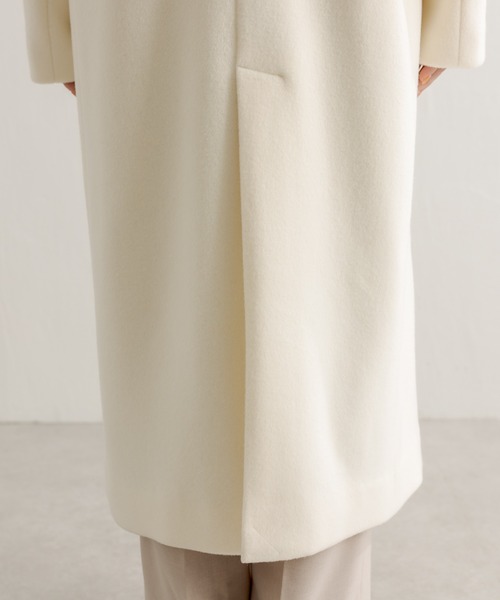 COLLAGE GALLARDAGALANTE（コラージュガリャルダガランテ）の「希少素材を使用した/タスマニアウール/エアリーロングチェスターコート（チェスターコート・レディース・ホワイト/グリーン・FREE）」の19枚目の写真