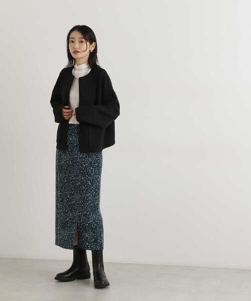 NATURAL BEAUTY BASIC（ナチュラルビューティーベーシック）の「フォルムカットブルゾン（ブルゾン・レディース・ブラック/ベージュ系その他2・SMALL/MEDIUM）」の4枚目の写真