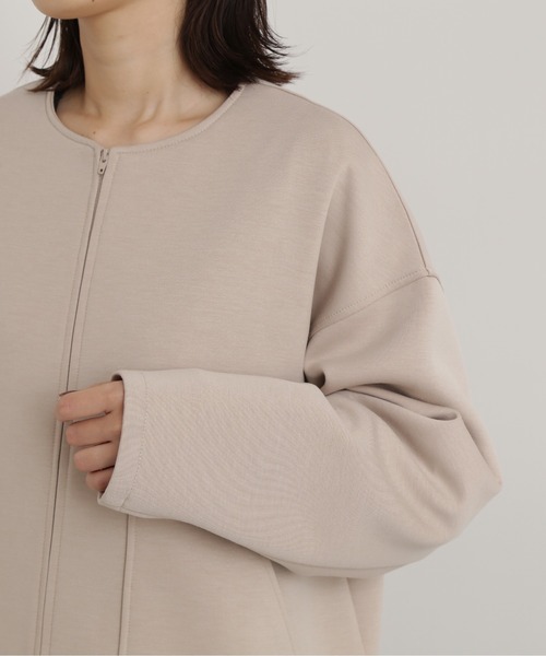 NATURAL BEAUTY BASIC（ナチュラルビューティーベーシック）の「フォルムカットブルゾン（ブルゾン・レディース・ブラック/ベージュ系その他2・SMALL/MEDIUM）」の19枚目の写真