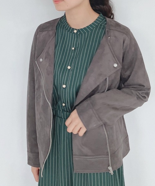 AS KNOW AS plus（アズノゥアズプラス）の「♪ポンチでライダースジャケット（ライダースジャケット・レディース・ブルー/アイボリー/モカ/スミクロ/ピンク/ライトブラウン・FREE）」の3枚目の写真