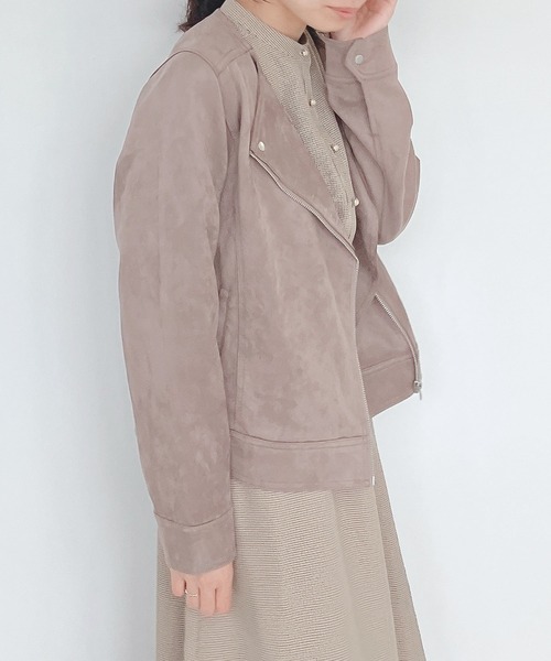 AS KNOW AS plus（アズノゥアズプラス）の「♪ポンチでライダースジャケット（ライダースジャケット・レディース・ブルー/アイボリー/モカ/スミクロ/ピンク/ライトブラウン・FREE）」の12枚目の写真