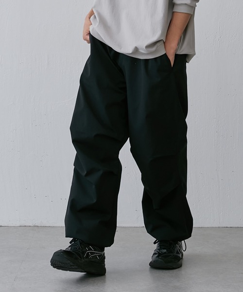 Lui's（ルイス）の「テック スノーパンツ/パラシュートパンツ（カーゴパンツ・メンズ・ブラック/ブルー・S/M）」の6枚目の写真