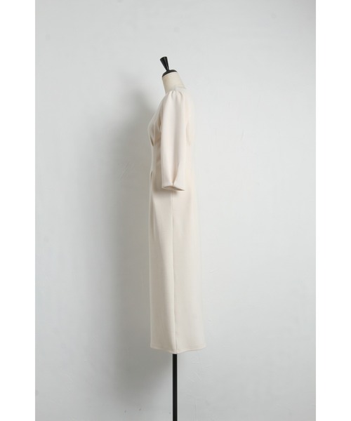 &. NOSTALGIA(アンドドットノスタルジア)の「【yuumiさんコラボ】ダンボールポンチタックワンピース(ワンピース・レディース・アイボリー/ダークネイビー・FREE)」の18枚目の写真