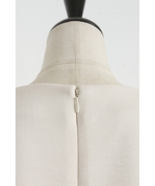 &. NOSTALGIA(アンドドットノスタルジア)の「【yuumiさんコラボ】ダンボールポンチタックワンピース(ワンピース・レディース・アイボリー/ダークネイビー・FREE)」の21枚目の写真