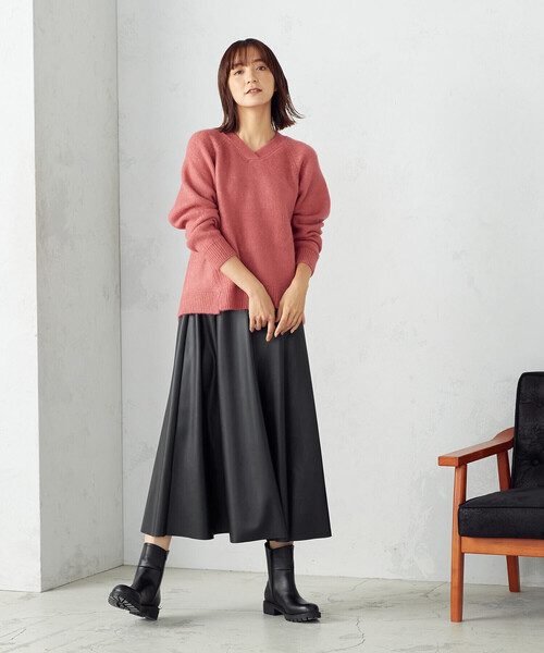 COMME CA ISM（コムサイズム）の「フェイクレザー　タックフレアースカート（スカート・レディース・ブラック/ピンク/モカ・MEDIUM/LARGE）」の6枚目の写真