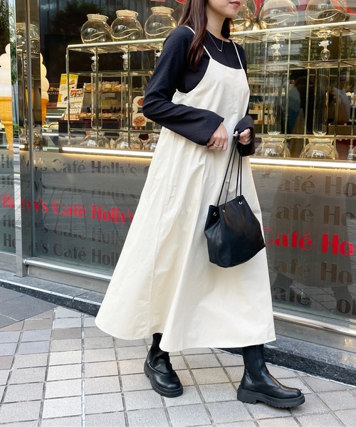 Meli rich（メリーリッチ）の「バックギャザーキャミワンピース（ジャンパースカート・レディース・ライトベージュ/ブラック/オレンジ・MEDIUM）」の17枚目の写真