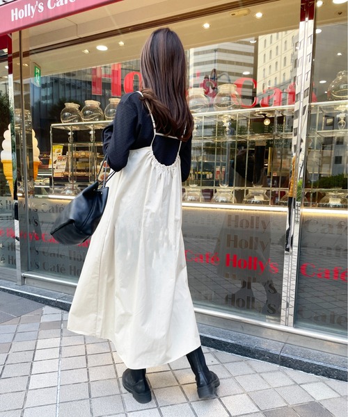 Meli rich（メリーリッチ）の「バックギャザーキャミワンピース（ジャンパースカート・レディース・ライトベージュ/ブラック/オレンジ・MEDIUM）」の19枚目の写真