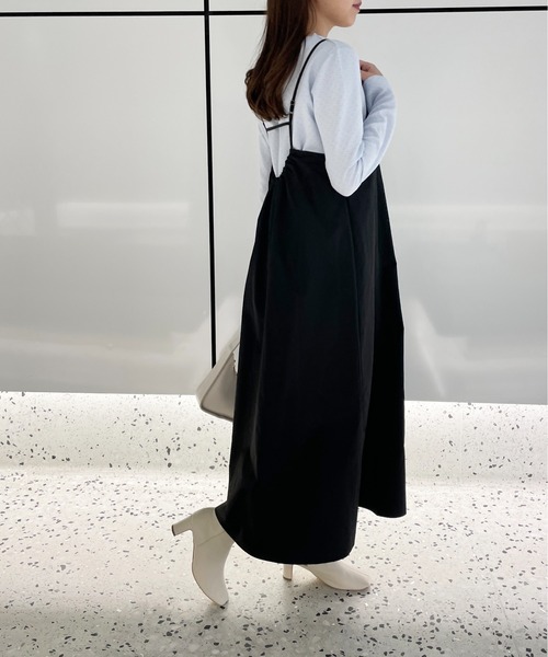 Meli rich（メリーリッチ）の「バックギャザーキャミワンピース（ジャンパースカート・レディース・ライトベージュ/ブラック/オレンジ・MEDIUM）」の11枚目の写真