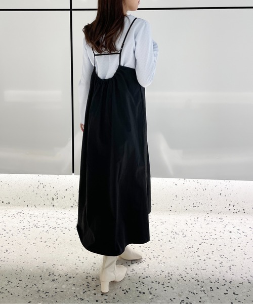 Meli rich（メリーリッチ）の「バックギャザーキャミワンピース（ジャンパースカート・レディース・ライトベージュ/ブラック/オレンジ・MEDIUM）」の12枚目の写真