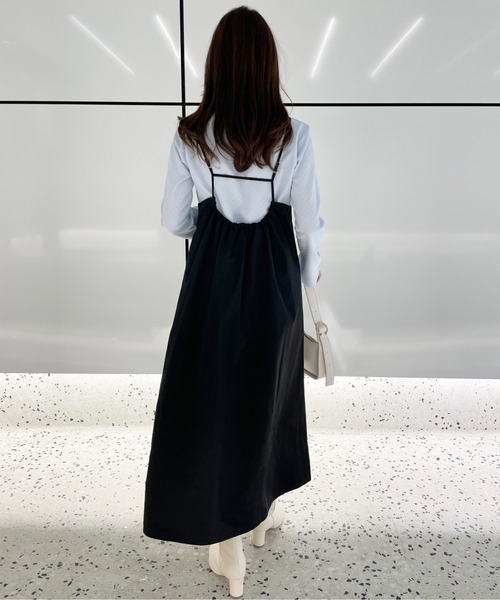 Meli rich（メリーリッチ）の「バックギャザーキャミワンピース（ジャンパースカート・レディース・ライトベージュ/ブラック/オレンジ・MEDIUM）」の13枚目の写真