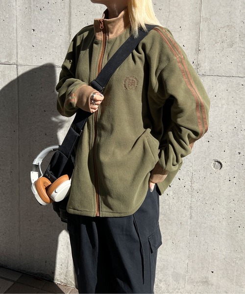 sedacle（セダクル）の「フリーススタンドネックトラックジャケット（スウェット・メンズ・カーキ/アイボリー/オレンジ・MEDIUM/LARGE）」の9枚目の写真