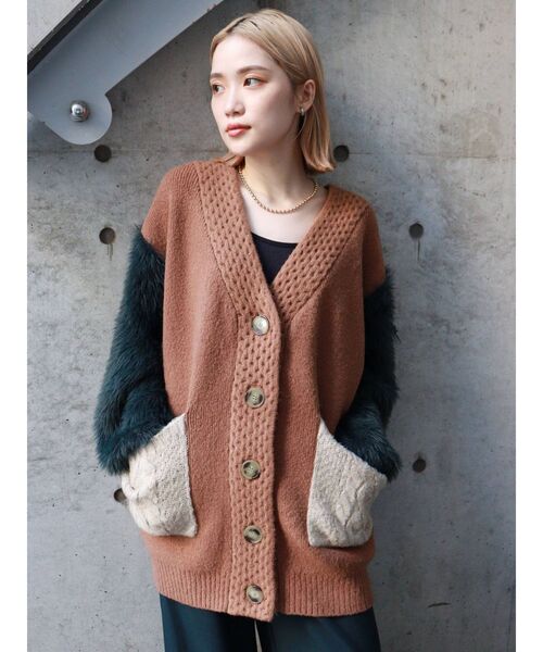 MURUA(ムルーア)の「オーバーボリュームニットカーデ(カーディガン/ボレロ・レディース・ベージュ・FREE)」の14枚目の写真