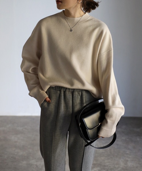 BONJOUR SAGAN バックロゴニットプルオーバー　navy Bonjour Sagan（ボンジュールサガン）の「バックロゴニットプル