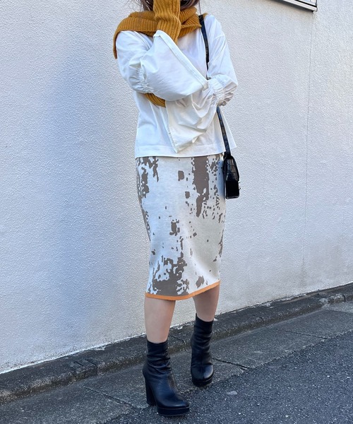 mi via loca（ミヴィアロカ）の「柄ジャガードニットスカート（スカート・レディース・ブルー/イエロー/キナリ/ベージュ・FREE）」の10枚目の写真