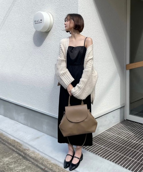 my twilight(マイトワイライト)の「mytwilight 2way がま口クシュクシュバッグ(ショルダーバッグ・レディース・ベージュ/ダークブラウン/アイボリー・FREE)」の10枚目の写真
