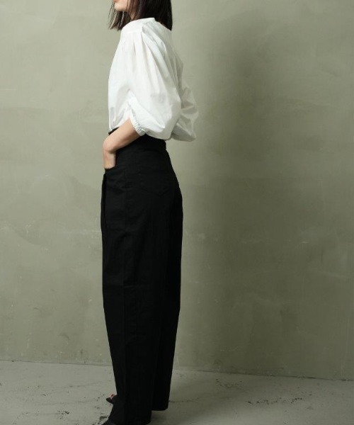 MUGLA(ムーラ)の「ワイドパンツ(チノパンツ・レディース・カーキ/ベージュ/ブラック・MEDIUM)」の7枚目の写真