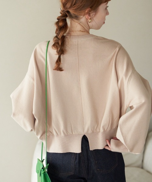 hinari（ヒナリ）の「袖スリットニットプルオーバー（ニット/セーター・レディース・ベージュ/ネイビー/アイボリー/ピンク・FREE）」の4枚目の写真