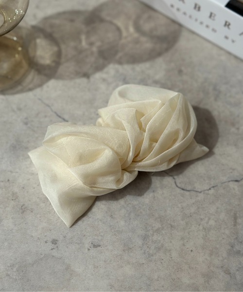 apres jour clair（アプレジュールクレア）の「【apres jour clair×ARIAZ】シアーヘアクリップ（バレッタ/ヘアクリップ・レディース・アイボリー/ダークブラウン/イエロー系その他/グレイッシュベージュ/ブラック/ピンクベージュ・FREE）」の19枚目の写真