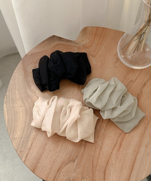 apres jour clair（アプレジュールクレア）の「【apres jour clair×ARIAZ】シアーヘアクリップ（バレッタ/ヘアクリップ・レディース・アイボリー/ダークブラウン/イエロー系その他/グレイッシュベージュ/ブラック/ピンクベージュ・FREE）」の8枚目の写真