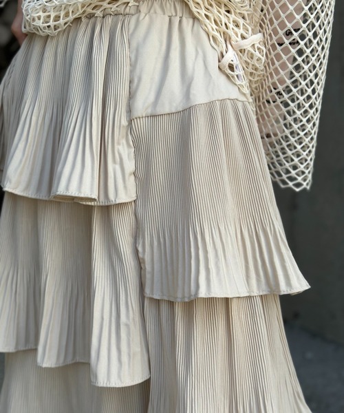 LVEU.(ラブユ.)の「【LVEU.】アシンメトリープリーツティアードスカート / ボトムス スカート ティアード プリーツ アシンメトリー アシメ ミモレ ブラック ベージュ(スカート・レディース・ベージュ/ブラック・FREE)」の14枚目の写真