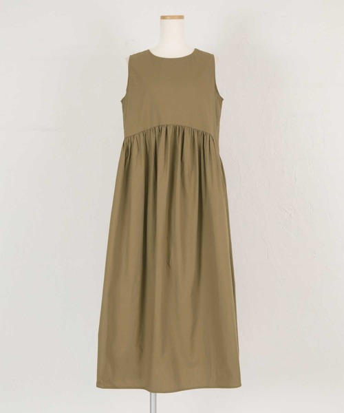 バックリボンギャザーノースリーブワンピース