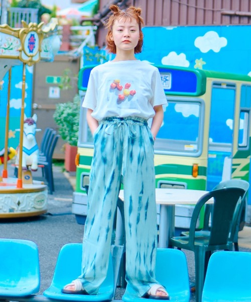 Kastane（カスタネ）の「【Yuri Hanamori コラボ 】イージーパンツ（その他パンツ・レディース・ネイビー・FREE）」の2枚目の写真