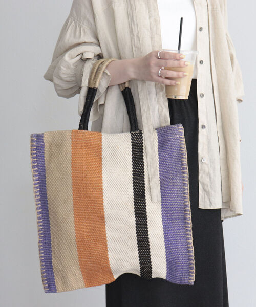 fredy emue（フレディエミュ）の「【TARANGO/タランゴ】 ジュートスクエアフラットトート（トートバッグ・レディース・グリーン系その他/ブルー系その他・FREE）」の2枚目の写真