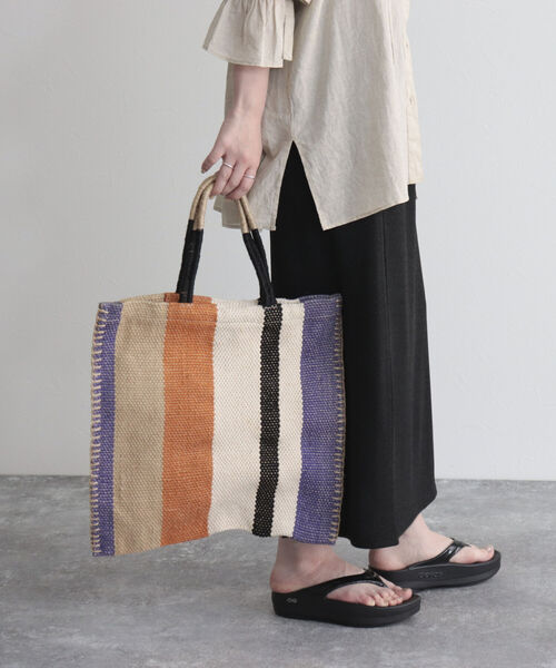 fredy emue（フレディエミュ）の「【TARANGO/タランゴ】 ジュートスクエアフラットトート（トートバッグ・レディース・グリーン系その他/ブルー系その他・FREE）」の6枚目の写真