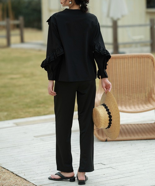 TeddyShop(テディショップ)の「【UVカット率 99%以上】レディース水着 フロント&袖フリルラッシュガードトップス+内スリットテーパードパンツ 上下2点セット(ラッシュガード・レディース・ライトベージュ/ブラウン/ブラック/ネイビー・M/L)」の21枚目の写真