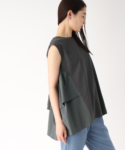 OPAQUE.CLIP（オペークドットクリップ）の「◆ティアードドッキングカットソー【イージーケア/洗濯機洗い可】（Tシャツ/カットソー・レディース・サンドベージュ/チャコールグレー/オフホワイト/ブラック・36/38/40）」の5枚目の写真