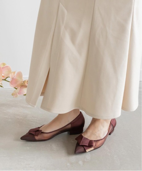 RANDA（ランダ）の「サテンリボンシアーフラットパンプス（パンプス・レディース・アイボリー/ブラウン/ブラック・22.5/23/23.5/24/24.5/25.5/25/22）」の10枚目の写真