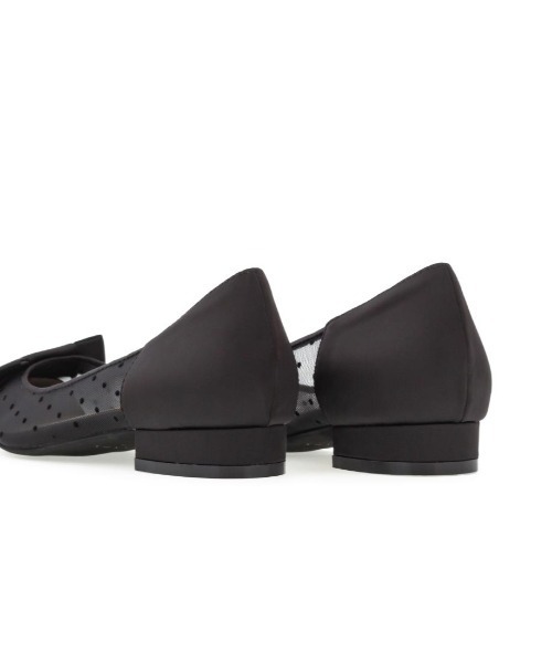 RANDA（ランダ）の「サテンリボンシアーフラットパンプス（パンプス・レディース・アイボリー/ブラウン/ブラック・22.5/23/23.5/24/24.5/25.5/25/22）」の21枚目の写真