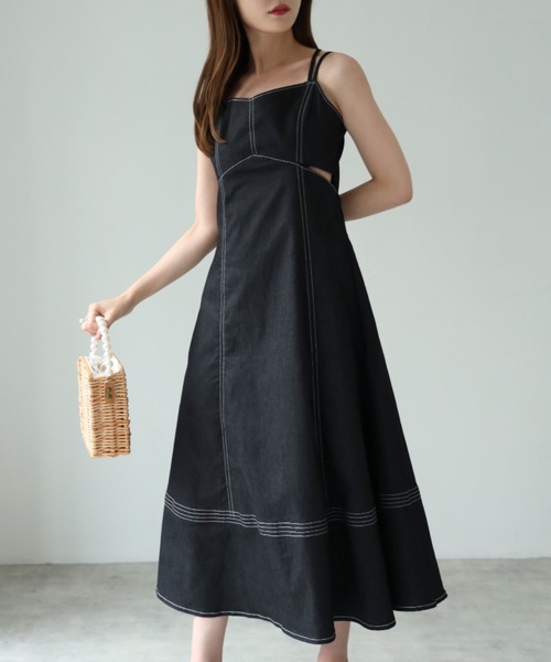 tocco closet(トッコ クローゼット)の「【ZOZO限定】ステッチ入りカットアウトデニムライクキャミワンピース(ワンピース・レディース・インディゴブルー/ブラック・M)」の18枚目の写真