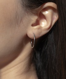 novice（ノーヴィス）の「【novice】Hinged Thin Hoop Pierce［Stainless］（ピアス（両耳用））」