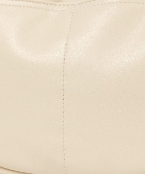 LOWRYS FARM（ローリーズファーム）の「ハーフムーンショルダーＢＡＧ  966225（ショルダーバッグ・レディース・ブラック/グレー/アイボリー・FREE）」の18枚目の写真