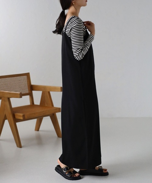 amini(アミニ)の「デザインネックキャミワンピース(Tシャツ/カットソー・レディース・ブラック/ベージュ/オリーブ・MEDIUM)」の20枚目の写真