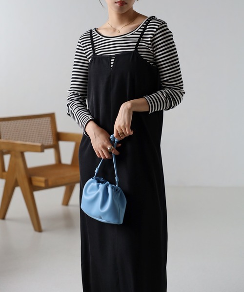 amini(アミニ)の「デザインネックキャミワンピース(Tシャツ/カットソー・レディース・ブラック/ベージュ/オリーブ・MEDIUM)」の22枚目の写真