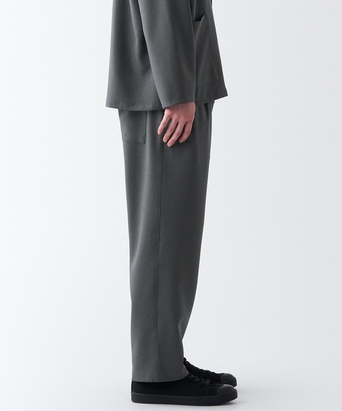 無印良品（ムジルシリョウヒン）の「イージーケアワンタックパンツ（その他パンツ・メンズ・グレー/ブラック・S/XL/M）」の11枚目の写真