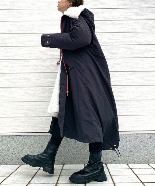 Q(キュー)の「フーディーボアドッキング モッズコート(モッズコート・レディース・チャコールグレー/オリーブ・MEDIUM)」の4枚目の写真
