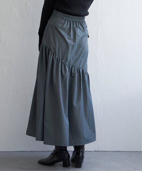 VENCEEXCHANGE（ヴァンスエクスチェンジ）の「ナイロンティアードミリタリースカート（スカート・レディース・チャコールグレー/ブラック/グリーン・FREE）」の6枚目の写真