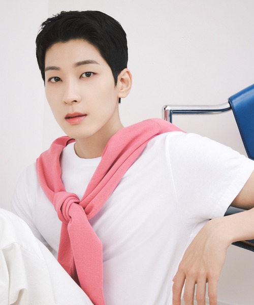 Huxley(ハクスリー)の「【ハクスリー日本公式】SEVENTEEN WONWOO オリジナルフォト付 リップバーム;リーブビハインド 3g(口紅/リップティント/グロス・レディース・4.フェズピンク/5.マラケシュサンセット/6.テラコッタブリック・FREE)」の13枚目の写真