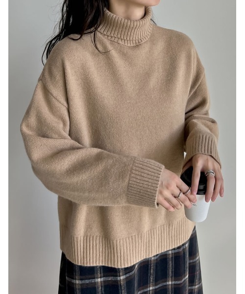 Re:EDIT（リエディ）の「ハイネックアルパカタッチ起毛ニットプルオーバー（ニット/セーター・レディース・モカ/チャコールグレー/ブラック/ピンク/ホワイト/イエロー/グリーン・MEDIUM/LARGE）」の4枚目の写真