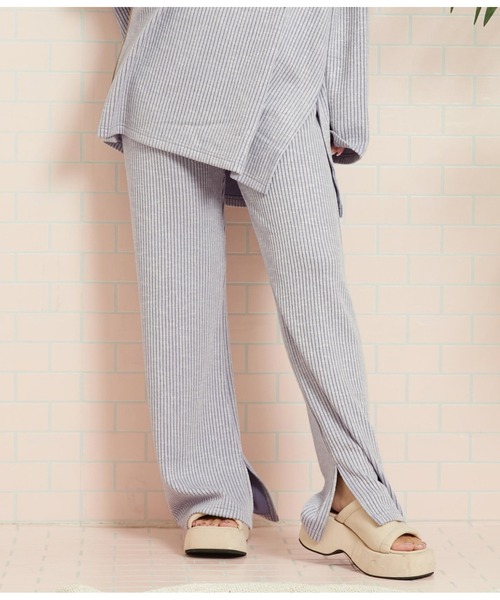 anap mimpi（アナップミンピ）の「杢ニットソーユッタリストレートリブパンツ（その他パンツ・レディース・ベージュ/ラベンダー/ブラック・FREE）」の3枚目の写真