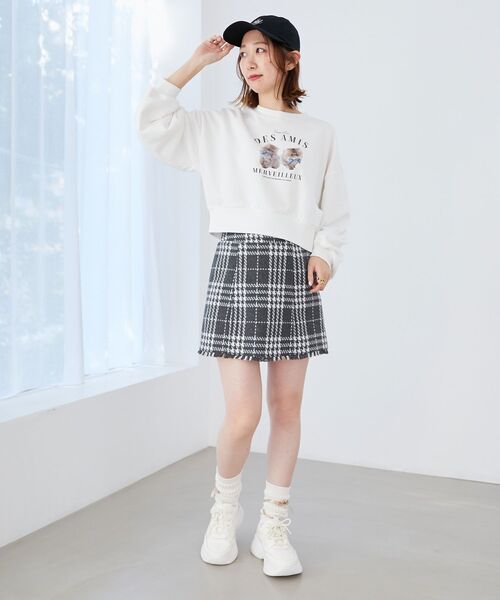 MAJESTIC LEGON(マジェスティックレゴン)の「裾フリンジチェックスカート(スカート・レディース・ブラック系その他/ホワイト系その他2/レッド系その他2/グレー系その他・MEDIUM)」の10枚目の写真