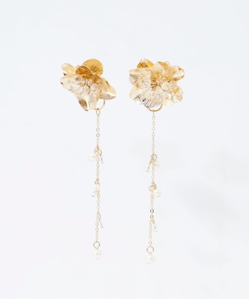 Cupid Heart(キューピッドハート)の「【Cupid Heart】結婚式アクセ!メタルビーズフラワー2WAYイヤリング(イヤリング・レディース・シルバー/ゴールド・MEDIUM)」の14枚目の写真