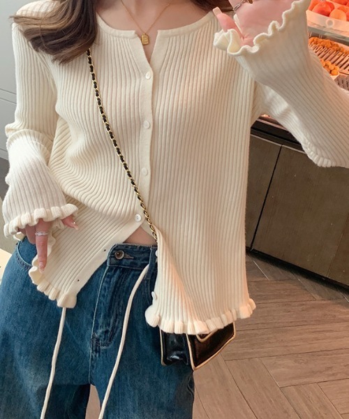 deux amour（ドゥーザムール）の「フリル使いテレコクルーネックカーデ（カーディガン/ボレロ・レディース・ブラック/アイボリー/レッド・FREE(9)）」の5枚目の写真